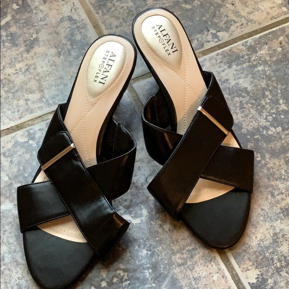 Alfani Step N Flex Ladies black open toe heels